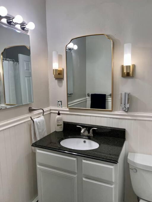Your Home Away From Home - Jamaica Plain, บอสตัน ภายนอก รูปภาพ