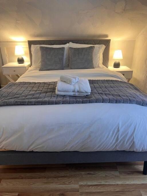 Your Home Away From Home - Jamaica Plain, บอสตัน ภายนอก รูปภาพ