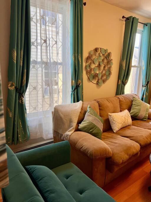 Your Home Away From Home - Jamaica Plain, บอสตัน ภายนอก รูปภาพ